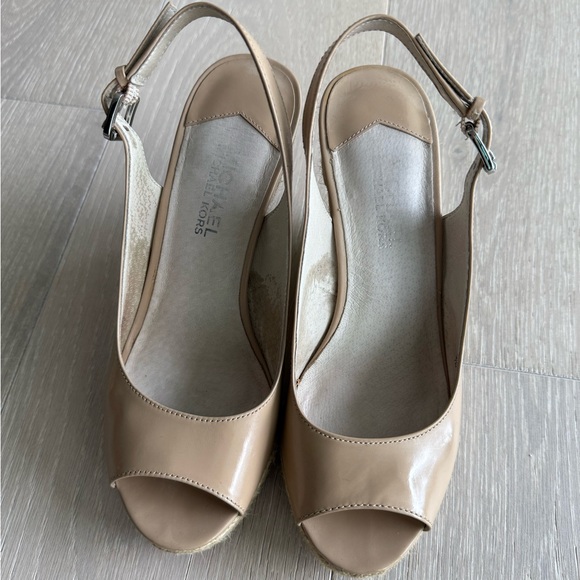 MICHAEL Michael Kors Tan Slingback Wedge Platform Heels - Picture 1 of 11